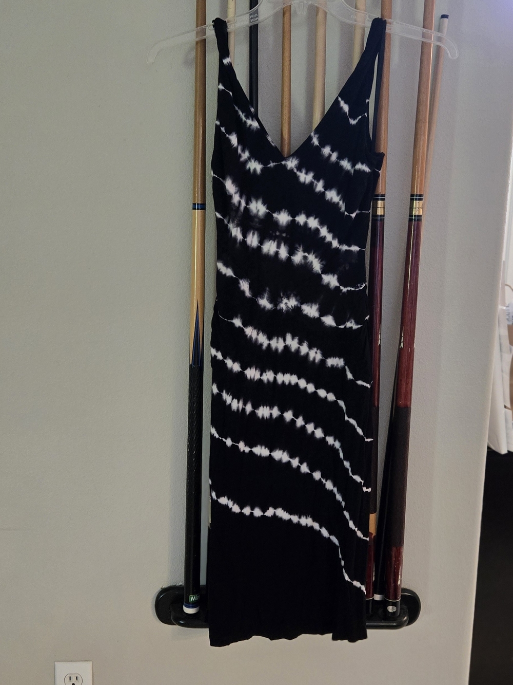 INC International Concepts Black & White Tie-Dye V-Neck Maxi Dress